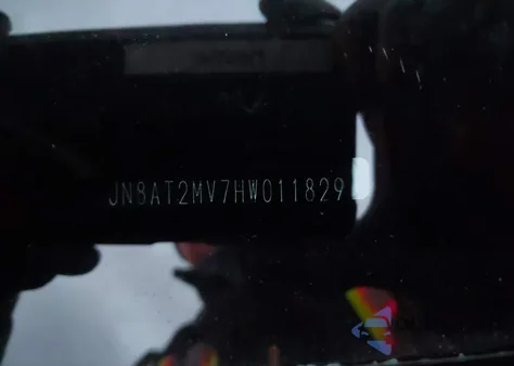 2017 Nissan Rogue Sl z USA, uszkodzony, nr VIN JN8AT2MV7HW011829